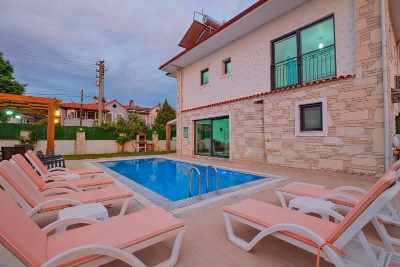 Ortaca Dalyan'da Geniş Ailelere Uygun, Özel Havuzlu, Şık Villa 46380 — 2