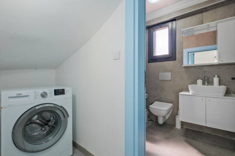 Ortaca Dalyan'da Geniş Ailelere Uygun, Özel Havuzlu, Şık Villa