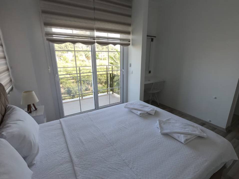 Ortaca Dalyan'da Geniş Bahçeli, Özel Havuzu, Merkezi Villa