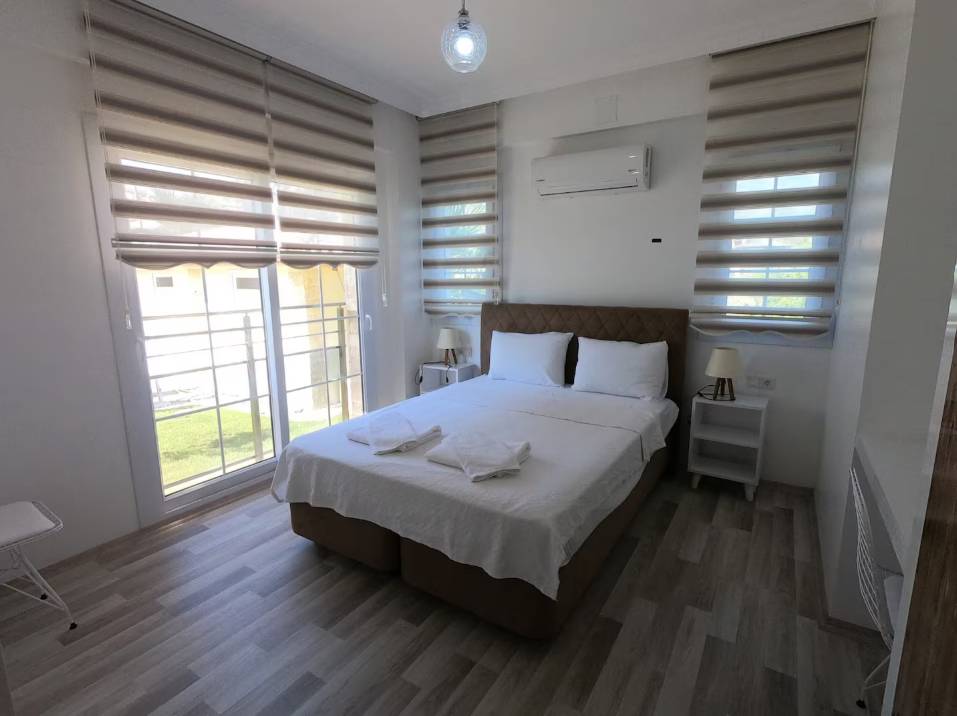 Ortaca Dalyan'da Geniş Bahçeli, Özel Havuzu, Merkezi Villa