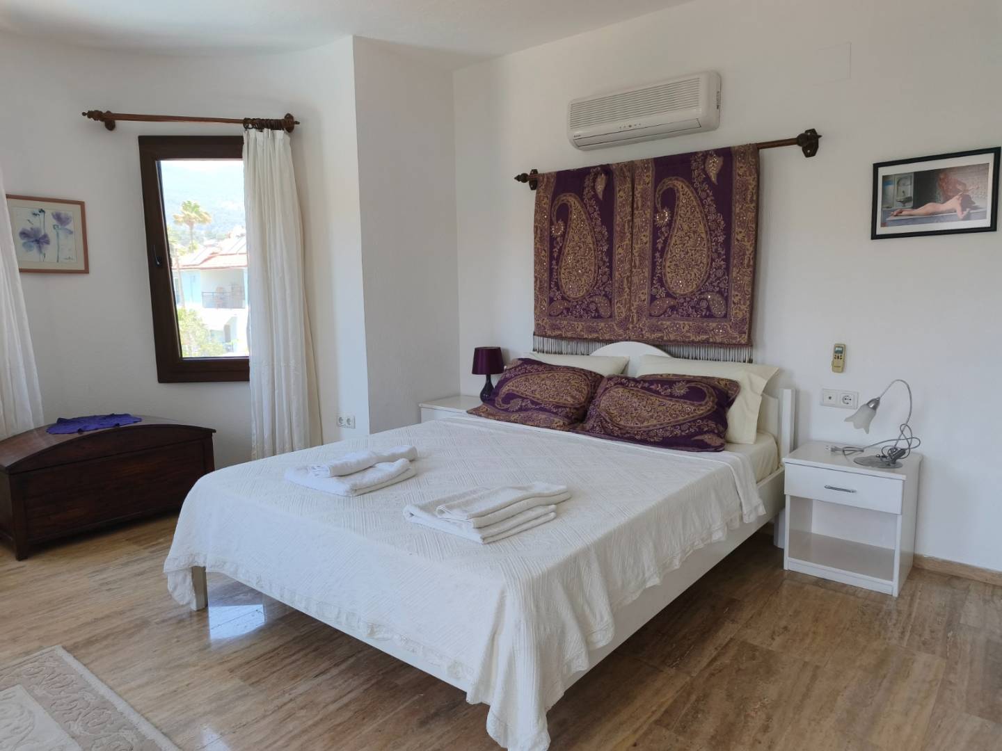 Ortaca Dalyan'da Geniş Alanlara Sahip, Özel Havuzlu, Konforlu Villa
