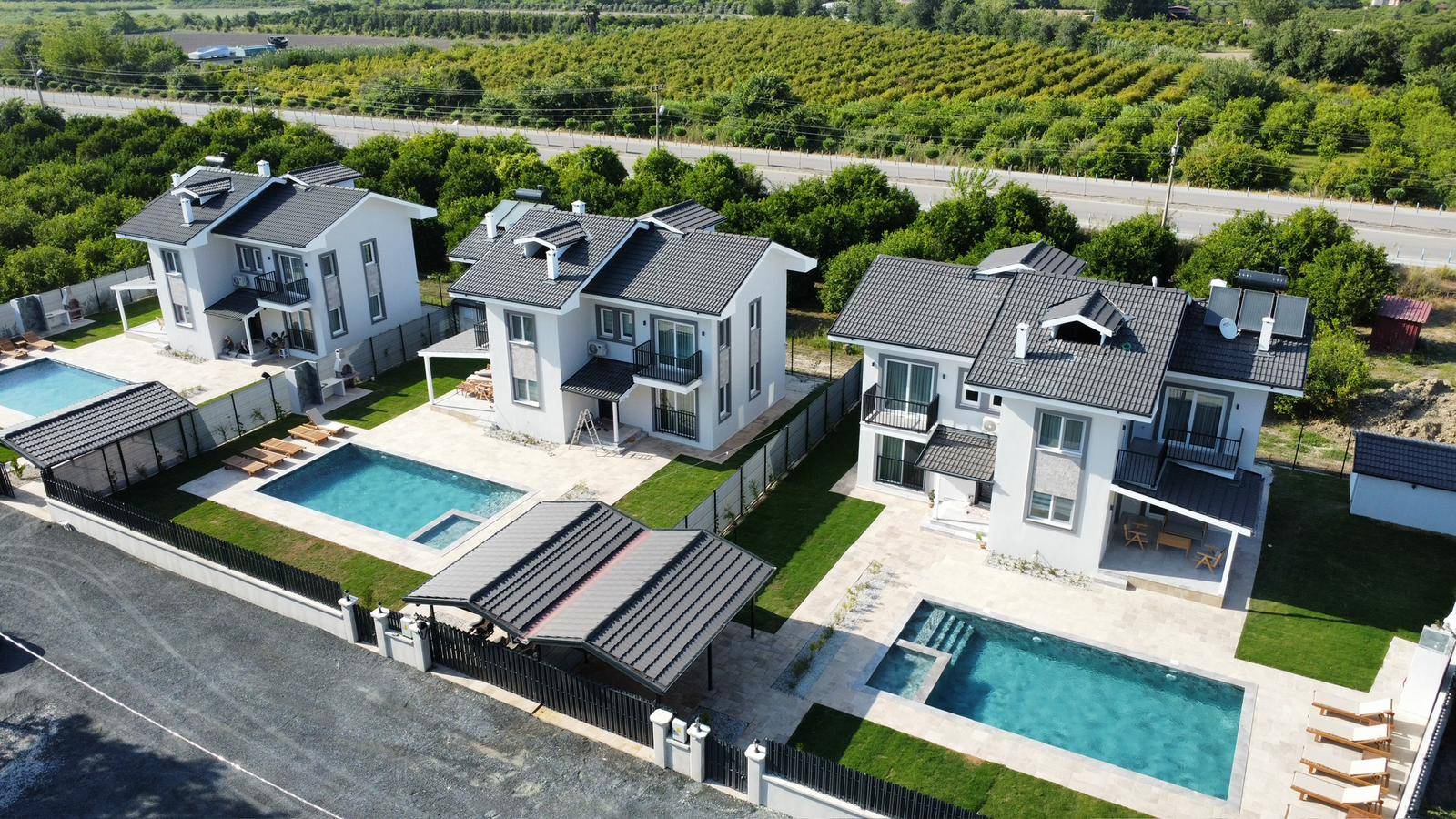 Ortaca Dalyan'da Geniş Bahçeli, Özel Havuzlu, Kiralık Villa