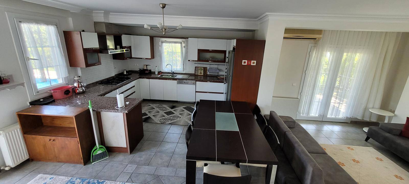 Ortaca Dalyan'da Sakin Konumda, Özel Havuzlu, Modern Villa
