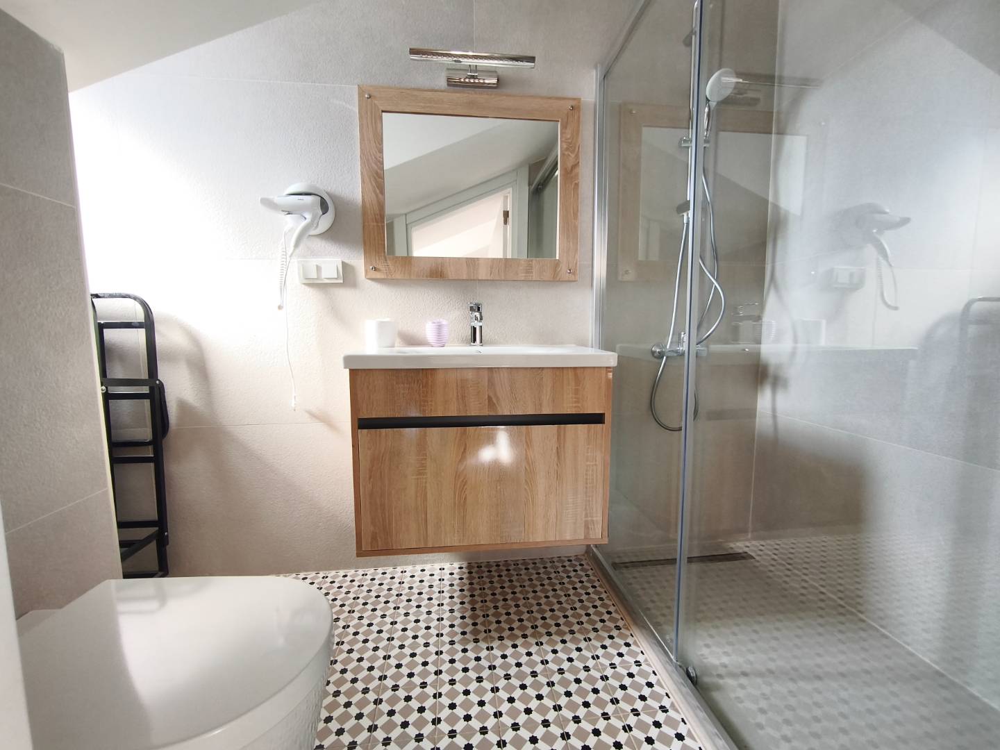 Ortaca Dalyan'da Sakin Konumda, Özel Havuzlu, Modern Villa