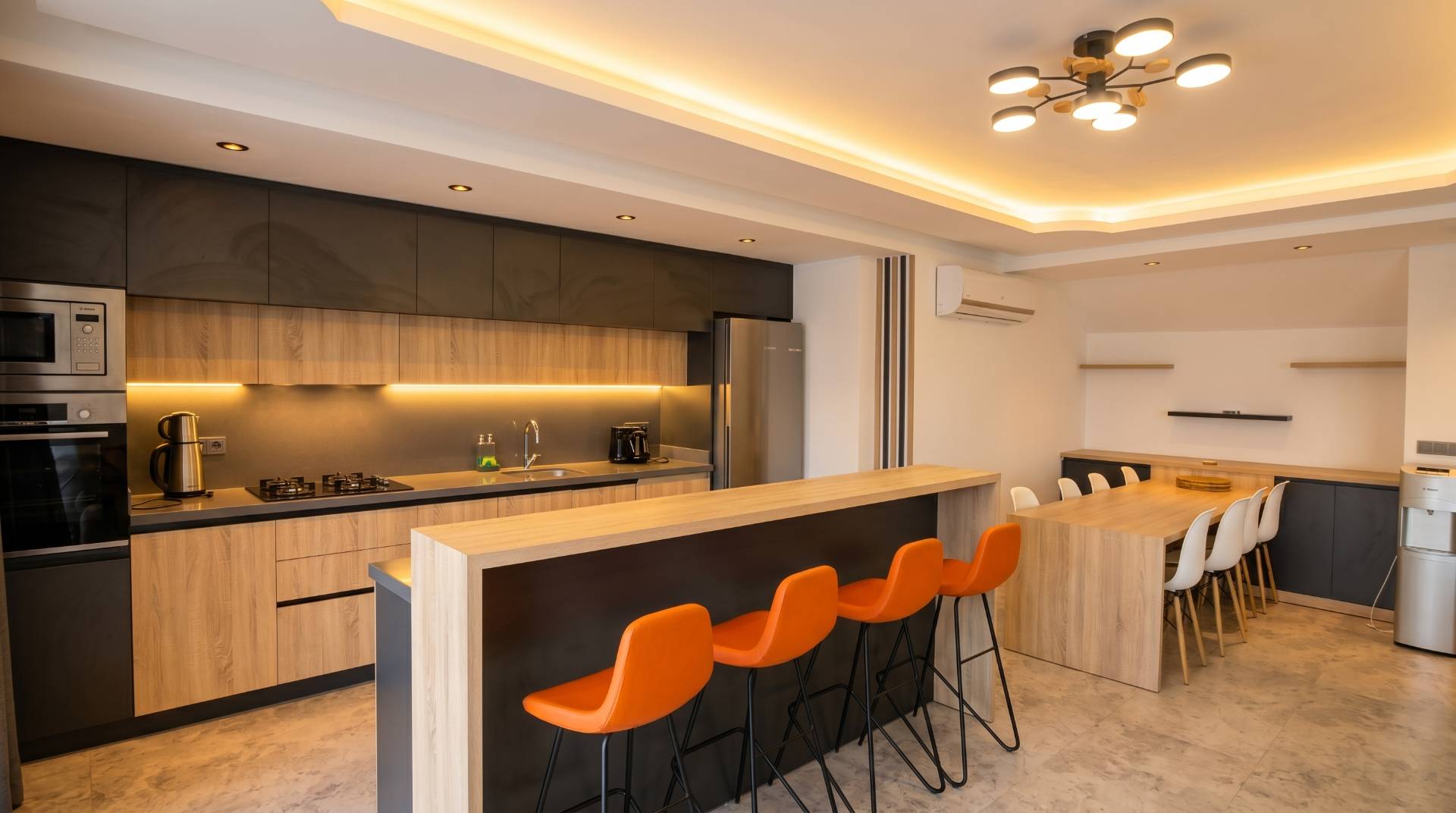 Fethiye Ölüdeniz'de Merkezi Konumda, Özel Havuzlu, Lüks Villa