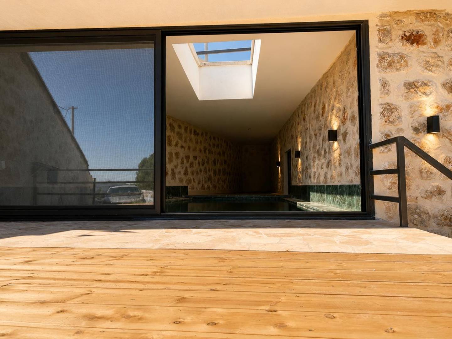 Kaş İkizce'de Balayı Çiftlerine Uygun, Kapalı Havuzlu, Korunaklı Villa