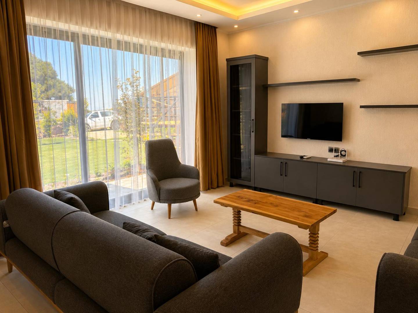 Kaş İkizce'de Balayı Çiftlerine Uygun, Kapalı Havuzlu, Korunaklı Villa