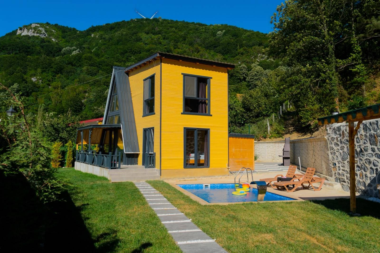 Sakarya Geyve'de Muhteşem Doğada, Özel Havuzlu, Ateş Çukurlu Bungalov 46078