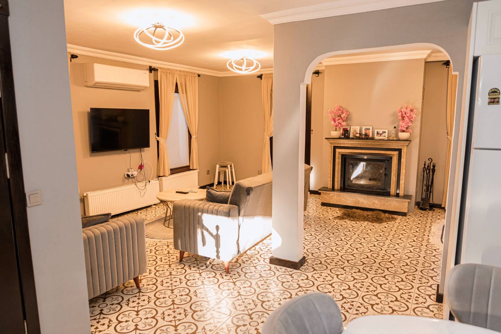 Sakarya Sapanca'da Göl Manzaralı, Isıtmalı ve Özel Havuzlu, Villa