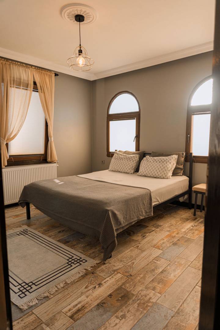 Sakarya Sapanca'da Göl Manzaralı, Isıtmalı ve Özel Havuzlu, Villa