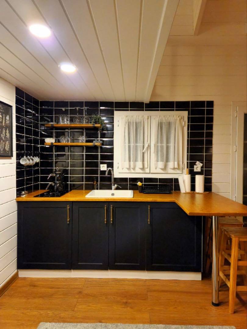 Sapanca Kırkpınar'da Balayı Çiftlerine Uygun, Isıtmalı Havuzlu, Ferah Tiny House