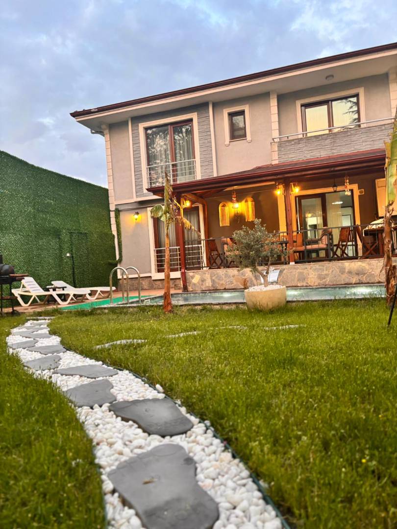 Sapanca Kırkpınar'da Doğa İle İç İçe, Özel Havuzlu, Ferah Villa