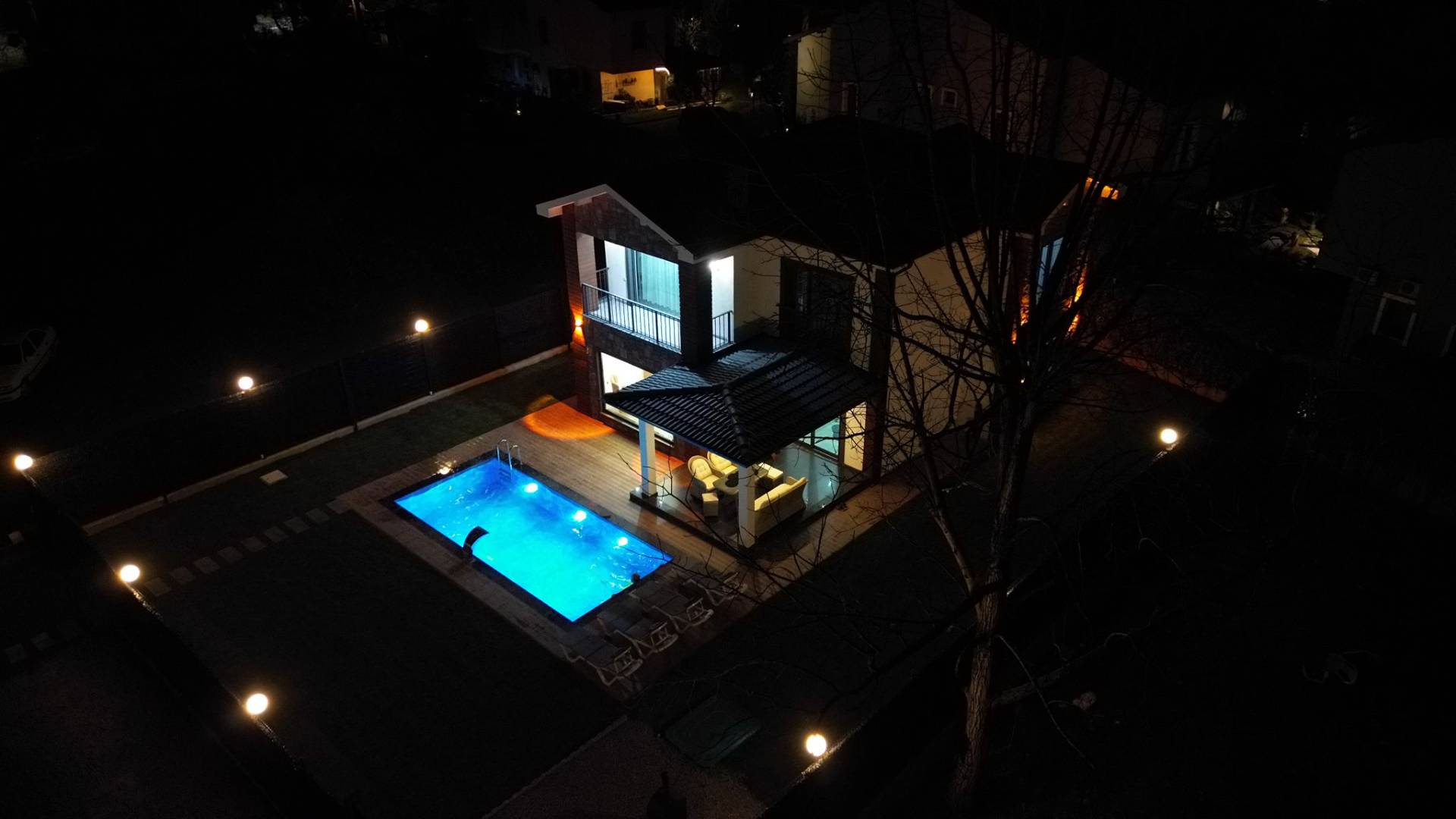 Sapanca Kırkpınar'da Huzurlu Doğa İçerisinde, Özel Havuzlu, Bahçeli Villa