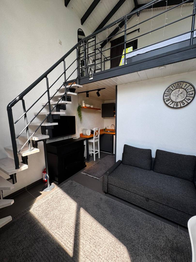 Sapanca Kırkpınar'da Merkezi Konumda, Isıtmalı Havuzlu, Kiralık Bungalov