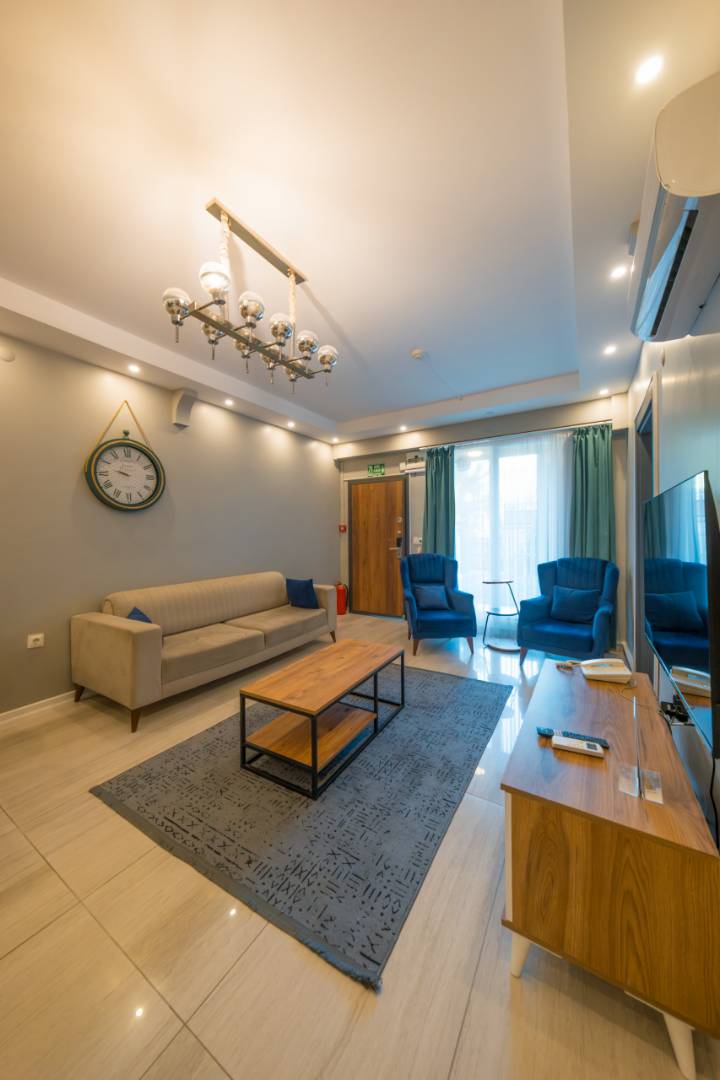 Sapanca Kırkpınar'da Nezih Konumda, Isıtmalı Havuzlu, Lüks Villa
