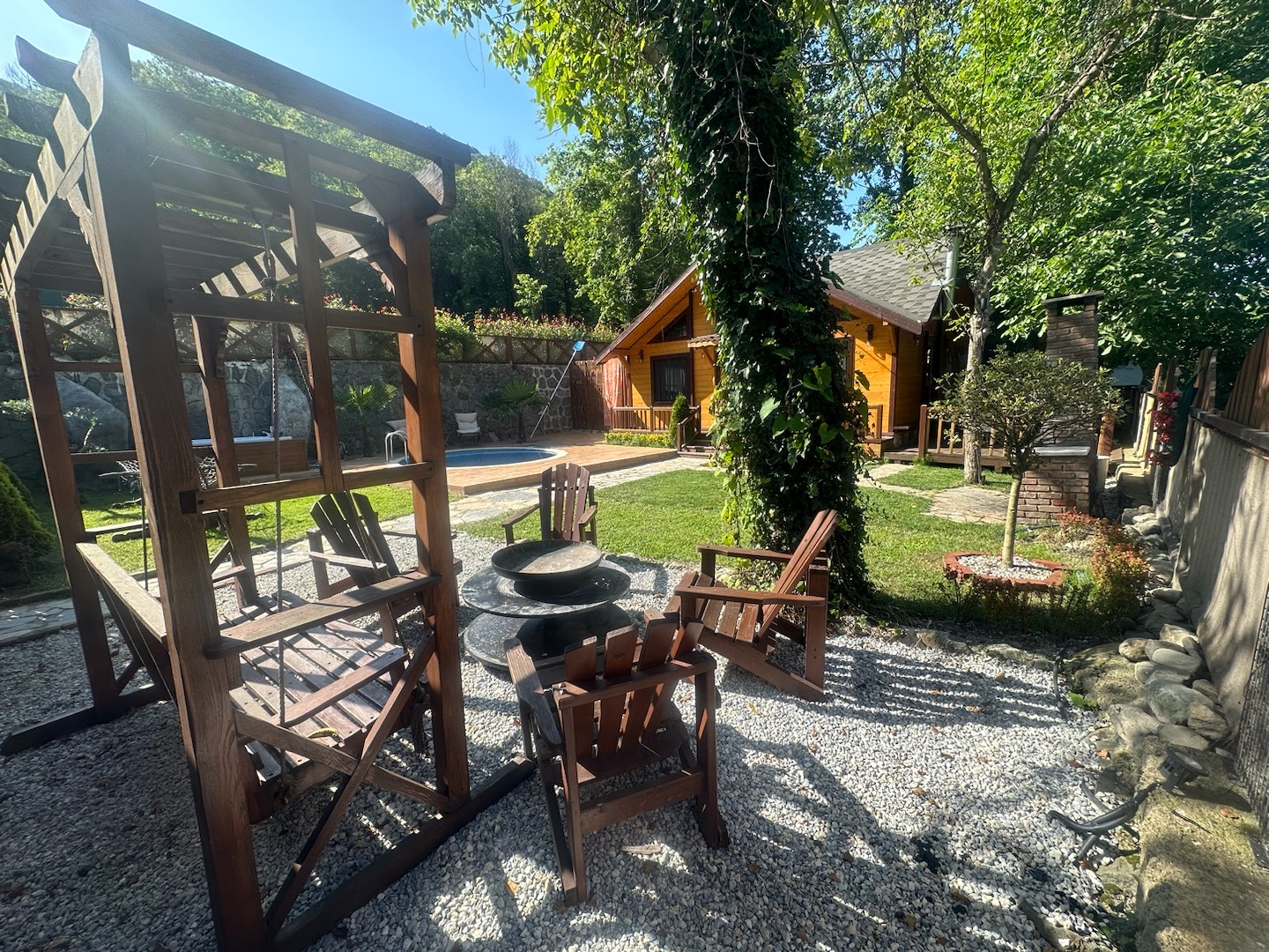 Sapanca'da Doğanın Kalbinde, Geniş Bahçeli, Kiralık Bungalov