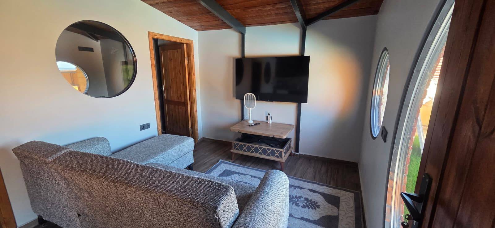 Sapanca Nailiye'de Enfes Göl Manzaralı, Özel Havuzlu, Ferah Bungalov 46361 — 4