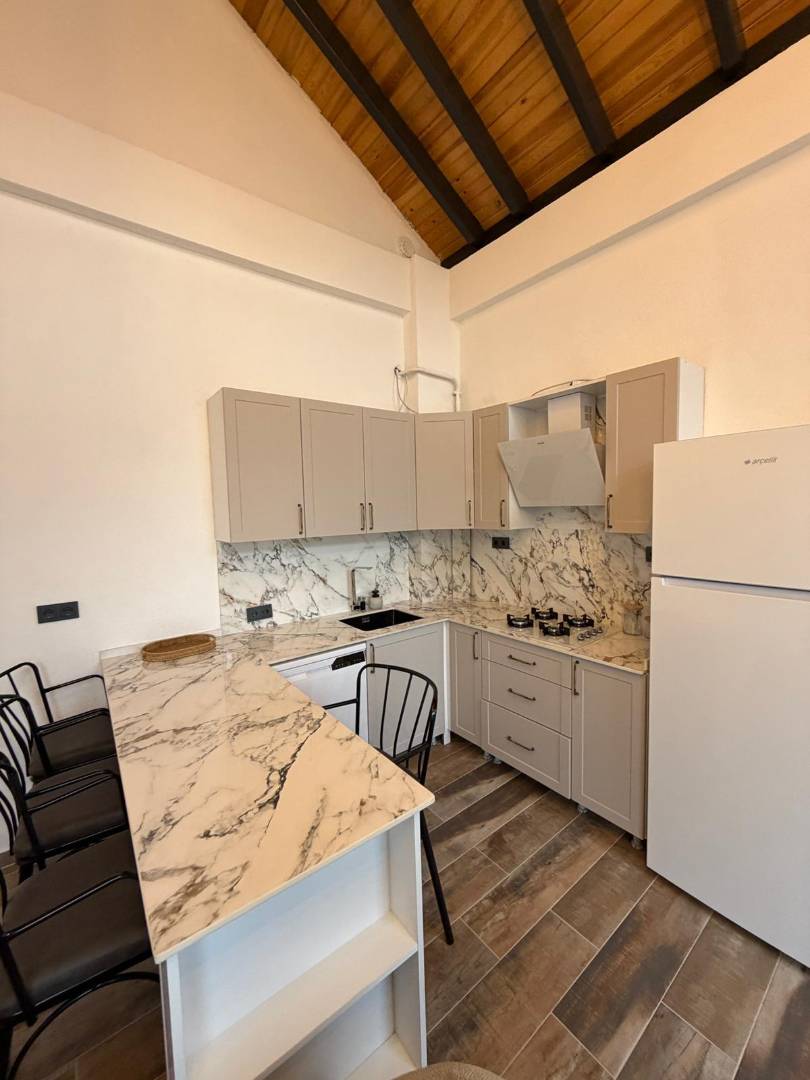 Sapanca Yanık'da Geniş Bahçeli, Isıtmalı Havuzlu, Jakuzili Bungalov 46501 — 9