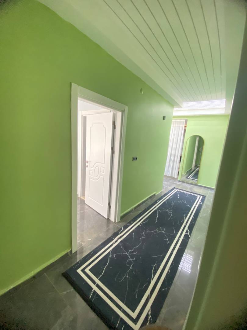 Sapanca Yanık'ta Jakuzili, Özel Havuzlu, Tuğla Villa 3+1
