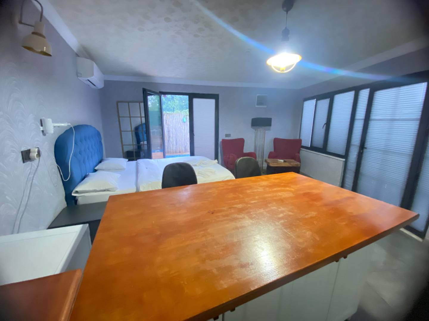 Sapanca Yanık'ta Minimalist Tasarımlı, Özel Havuzlu, 1+0 Villa