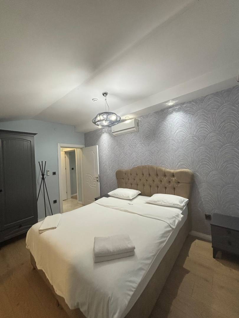 Sapanca Yanık'ta Yemyeşil Bahçeli, Özel Havuzlu, 2+1 Kiralık Villa