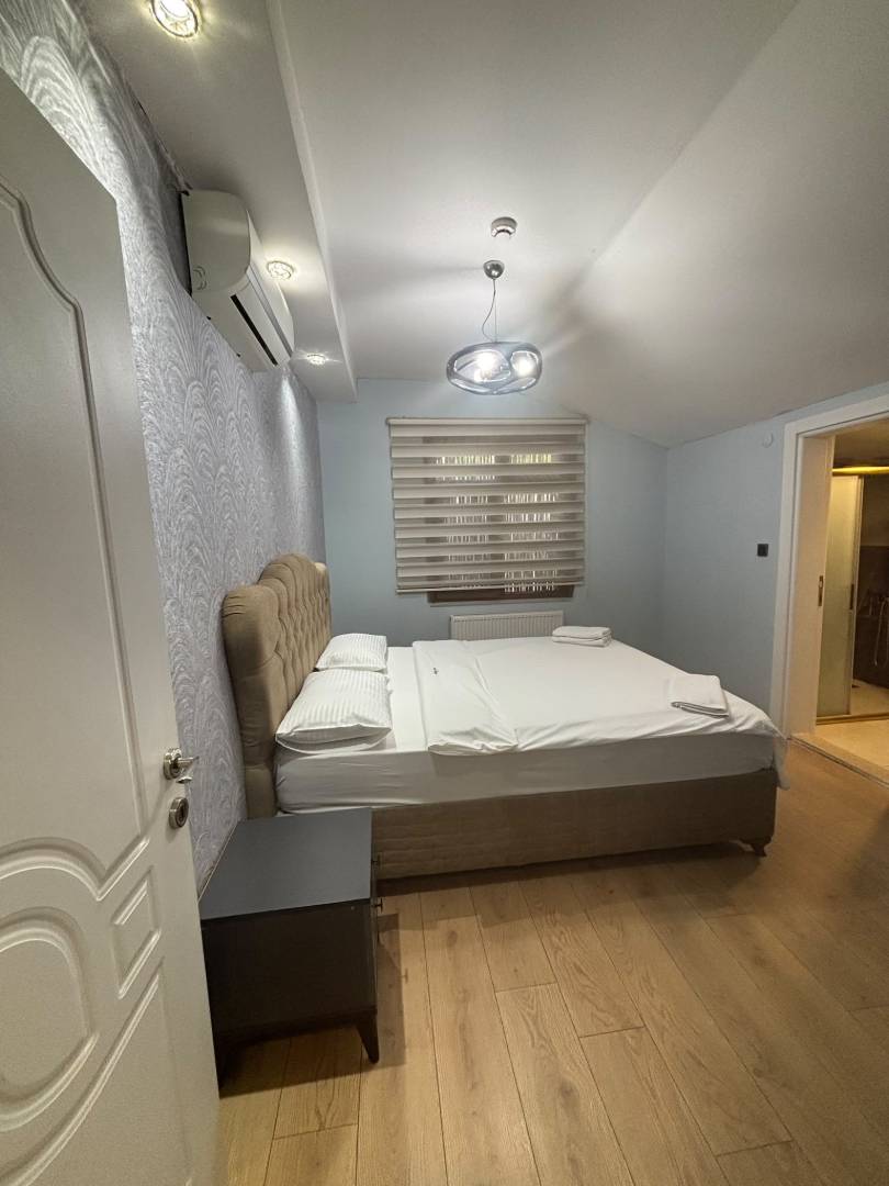 Sapanca Yanık'ta Yemyeşil Bahçeli, Özel Havuzlu, 2+1 Kiralık Villa