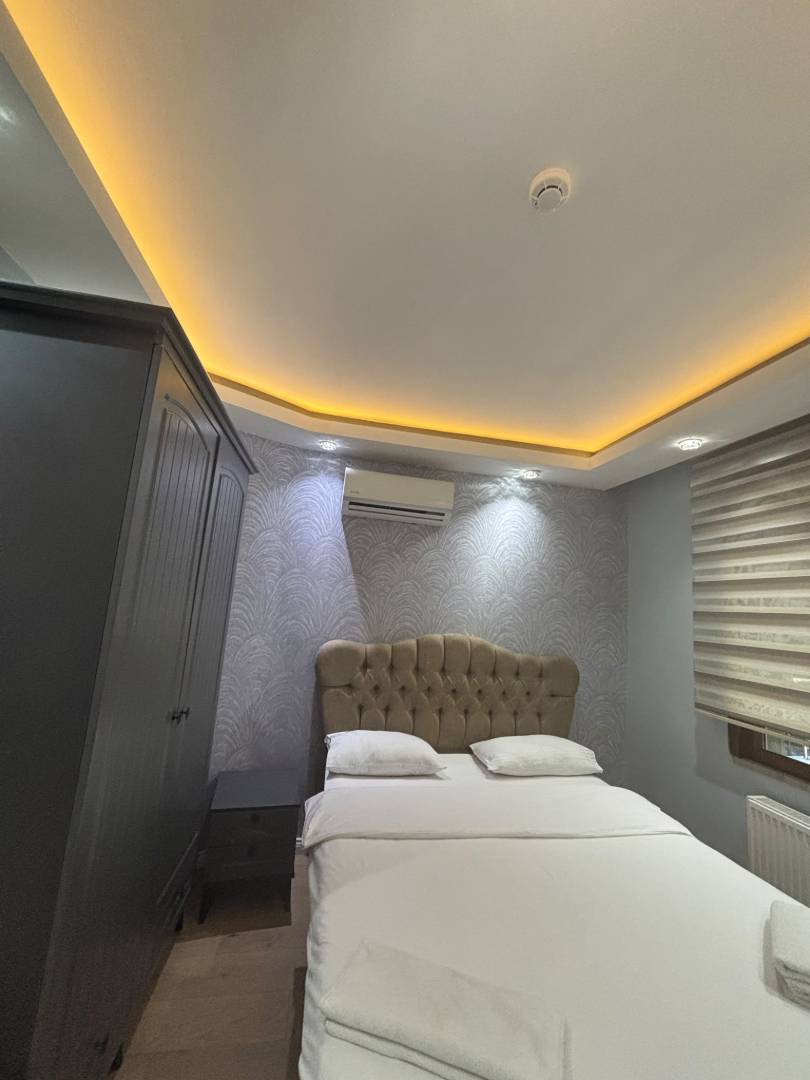 Sapanca Yanık'ta Yemyeşil Bahçeli, Özel Havuzlu, 2+1 Kiralık Villa
