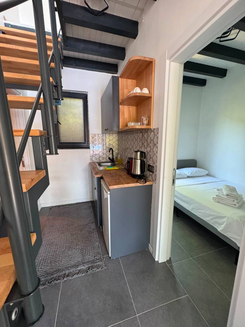 Sapanca'da Modern Tasarımlı, Isıtmalı Havuzlu, Konforlu Bungalov