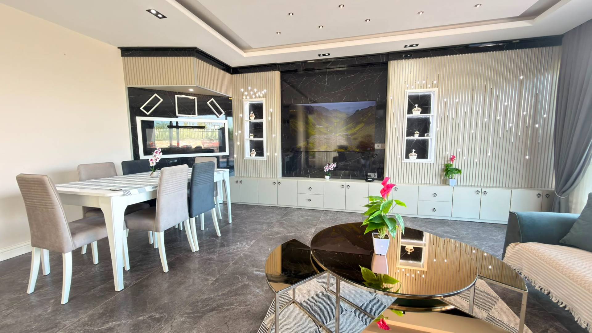 Serik Belek'te Elverişli Konumda, Özel Havuzlu, 4+1 Villa