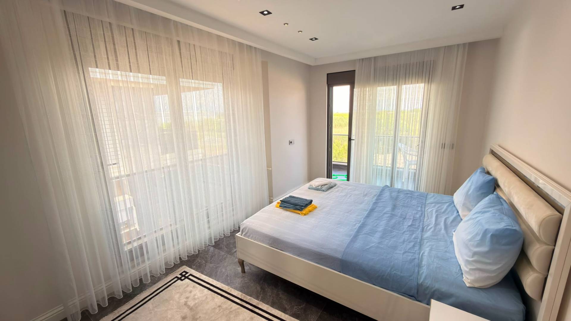 Serik Belek'te Elverişli Konumda, Özel Havuzlu, 4+1 Villa