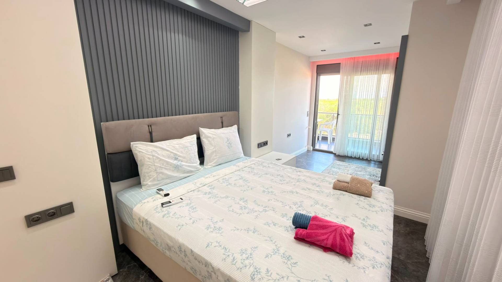 Serik Belek'te Elverişli Konumda, Özel Havuzlu, 4+1 Villa