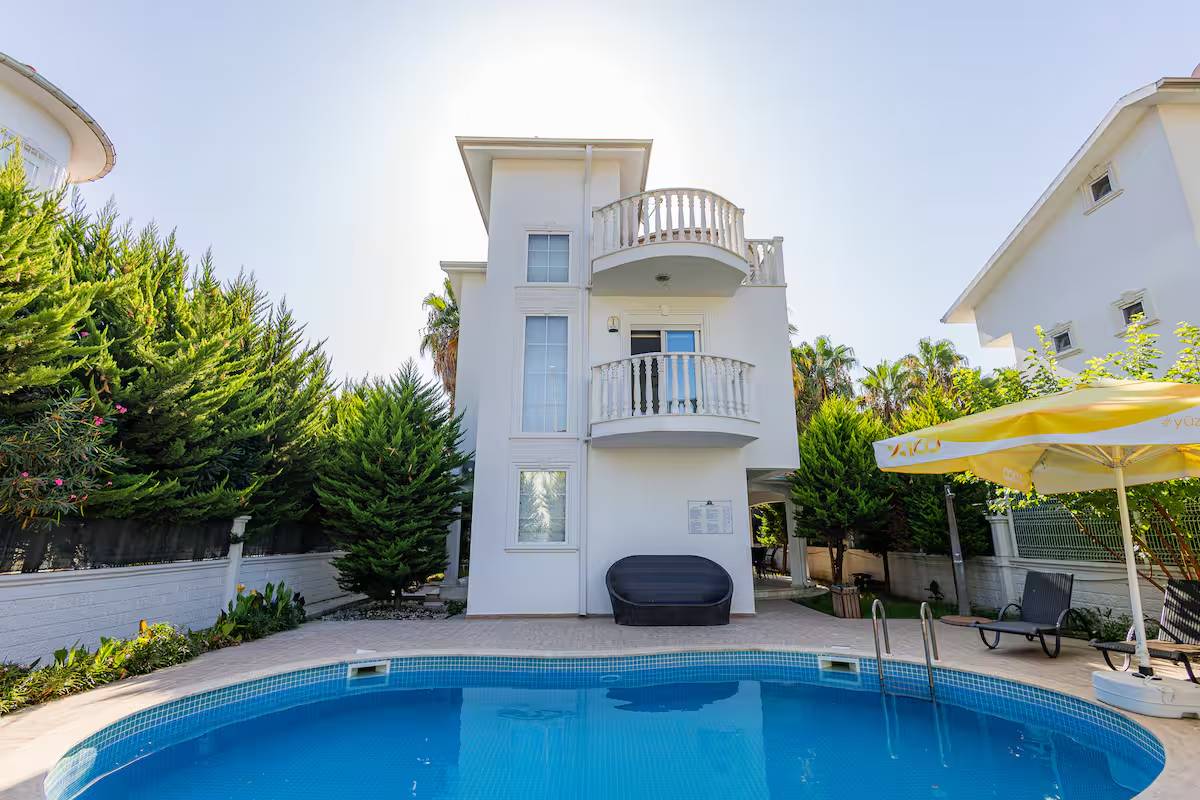 Serik Belek'te Geniş Ailelere Uygun, Özel Havuzlu, Ferah Villa 46220