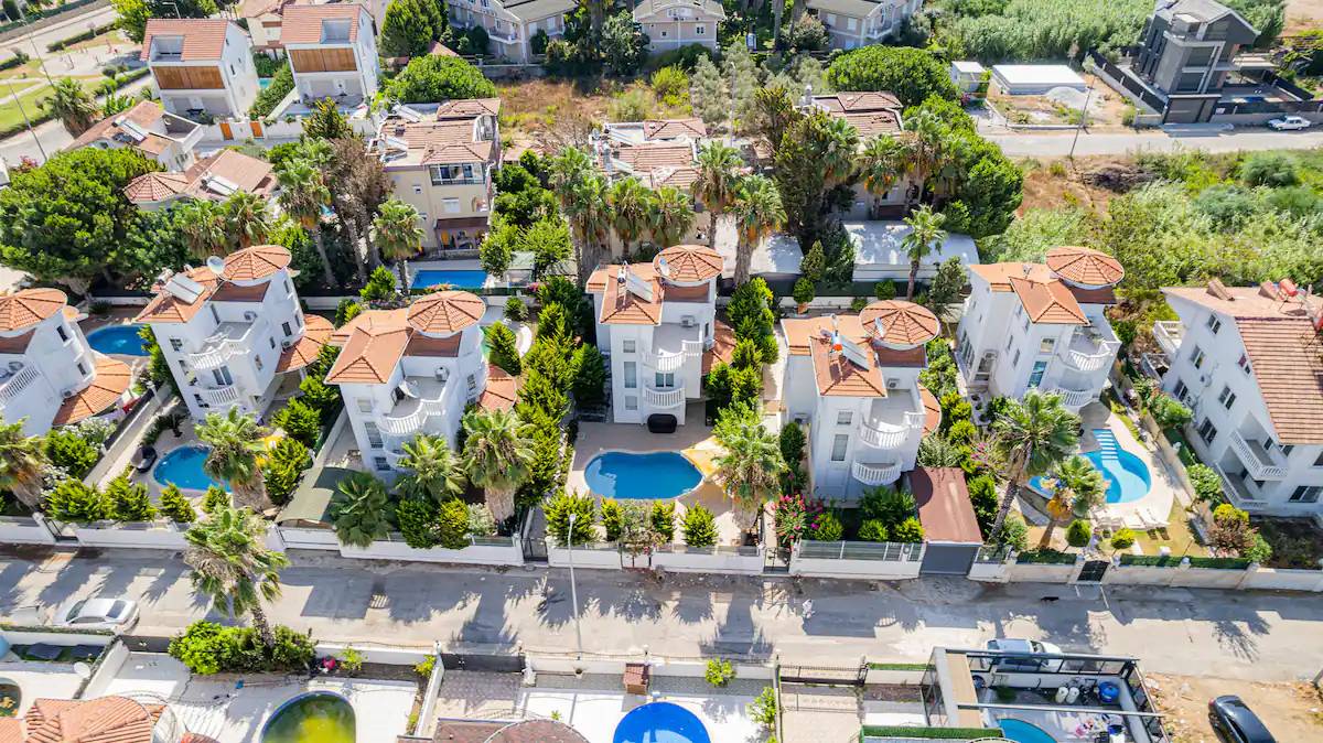 Serik Belek'te Geniş Ailelere Uygun, Özel Havuzlu, Ferah Villa