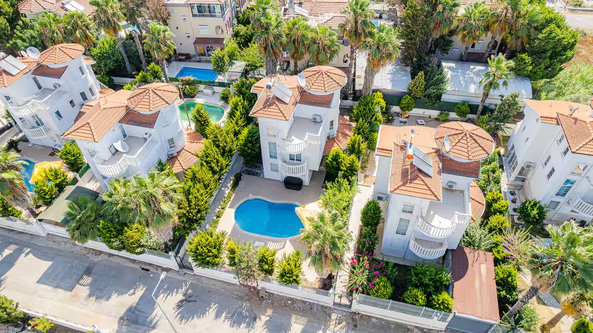 Serik Belek'te Geniş Ailelere Uygun, Özel Havuzlu, Ferah Villa