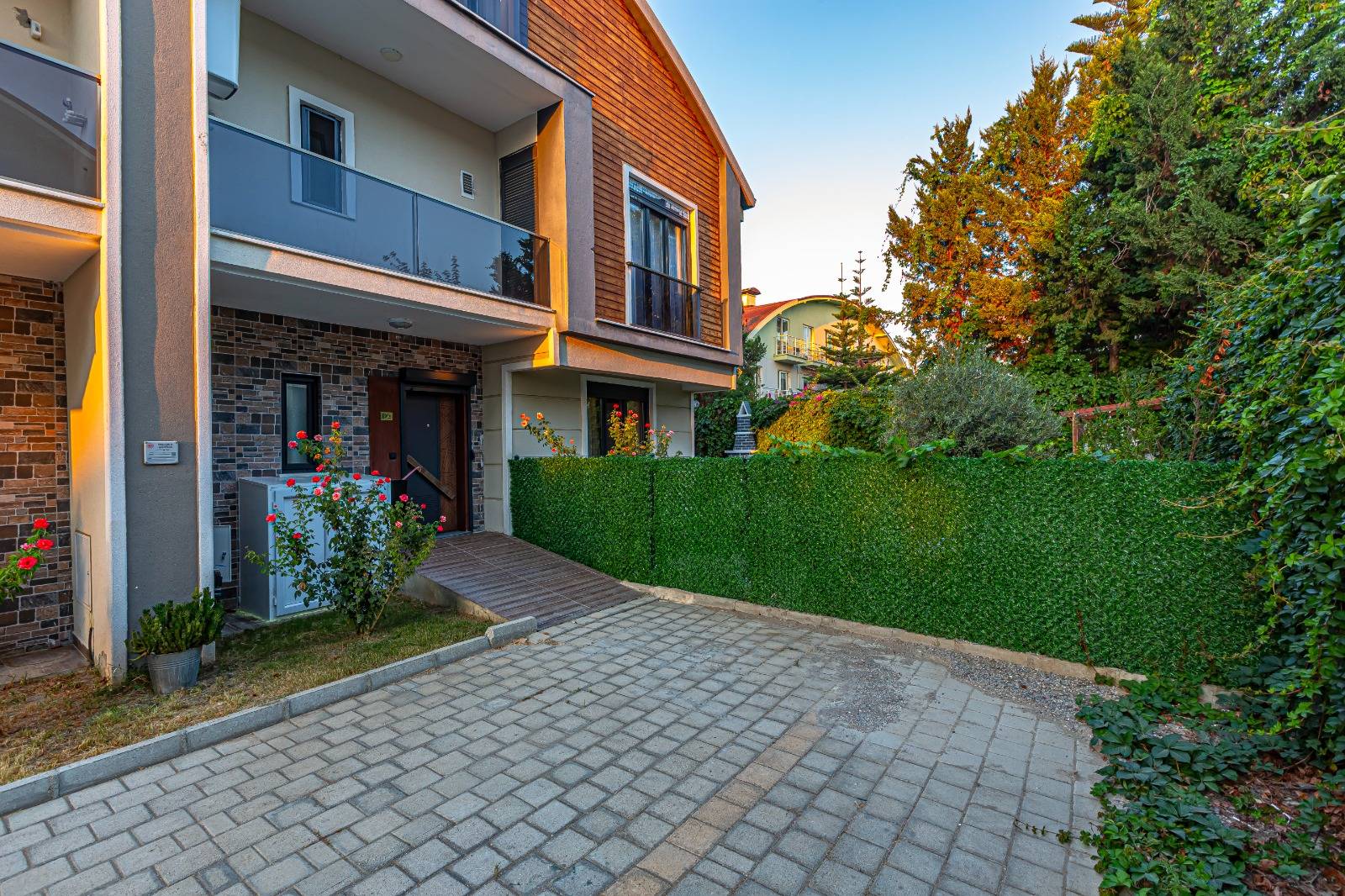 Serik Belek'te Kalabalık Ailelere Uygun, Özel Havuzlu, 5+1 Modern Villa