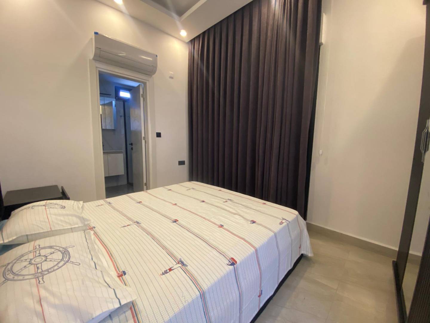 Serik Belek'te Modern Tasarıma Sahip, Özel Havuzlu, 3+1, Kiralık Villa