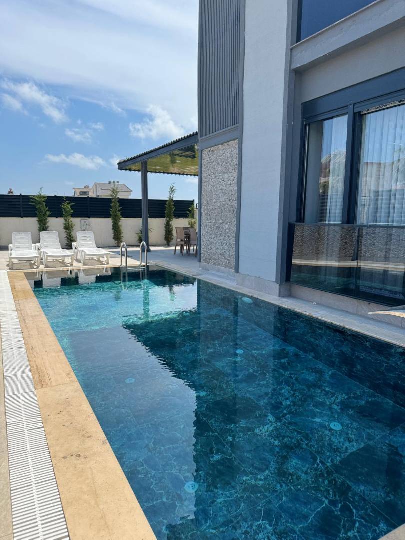 Serik Kadriye'de Geniş Ailelere Uygun, Özel Havuzlu, 3+1 Villa 45725
