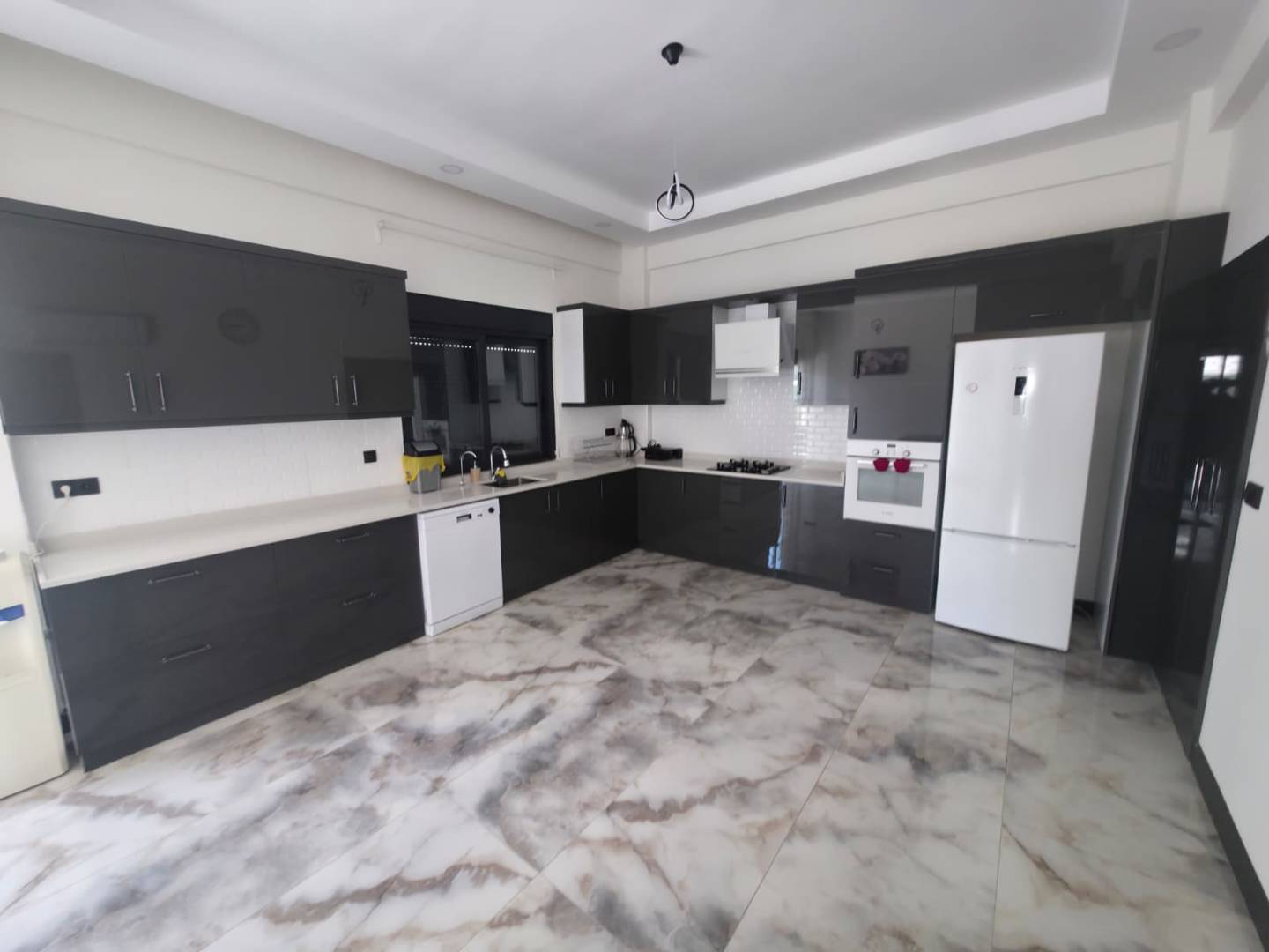 Serik Kadriye'de Kalabalık Ailelere Uygun, Özel Havuzlu, Kiralık Villa