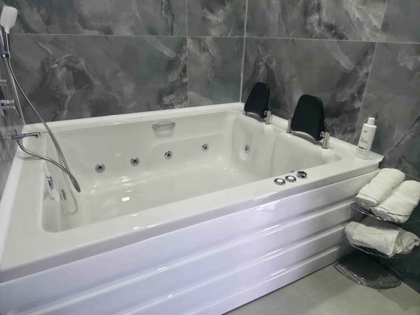 Serik Kadriye'de Kalabalık Ailelere Uygun, Özel Havuzlu, Kiralık Villa
