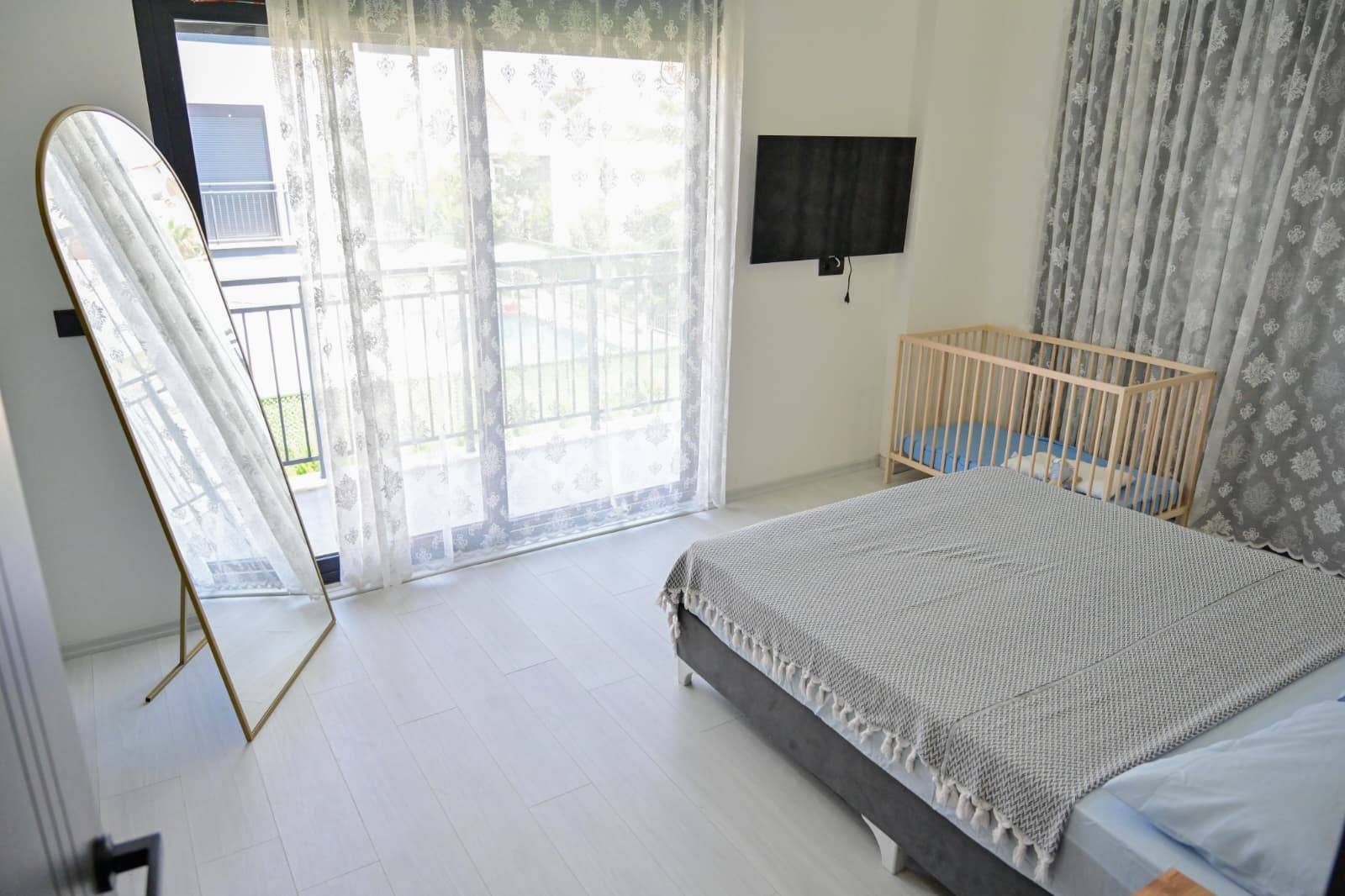 Serik Kadriye'de Kalabalık Ailelere Uygun, Özel Havuzlu, Kiralık Villa