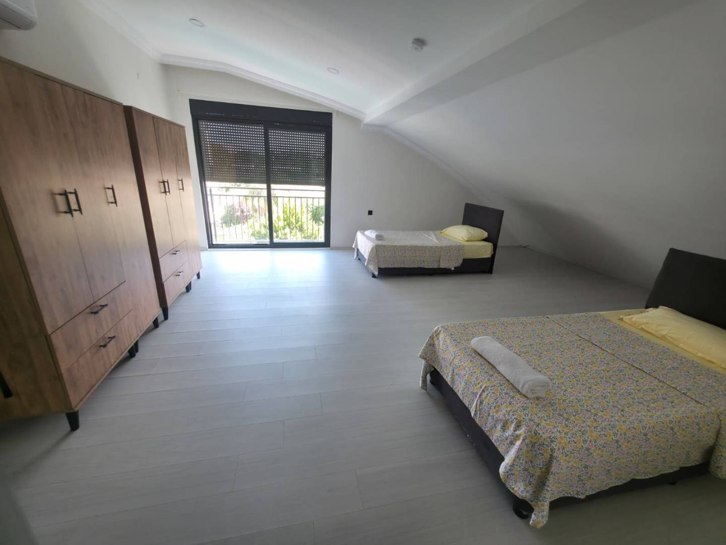 Serik Kadriye'de Kalabalık Ailelere Uygun, Özel Havuzlu, Kiralık Villa