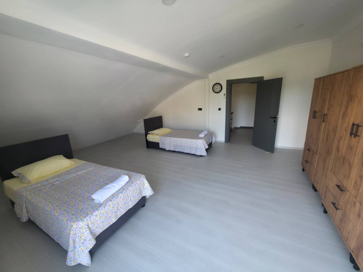 Serik Kadriye'de Kalabalık Ailelere Uygun, Özel Havuzlu, Kiralık Villa