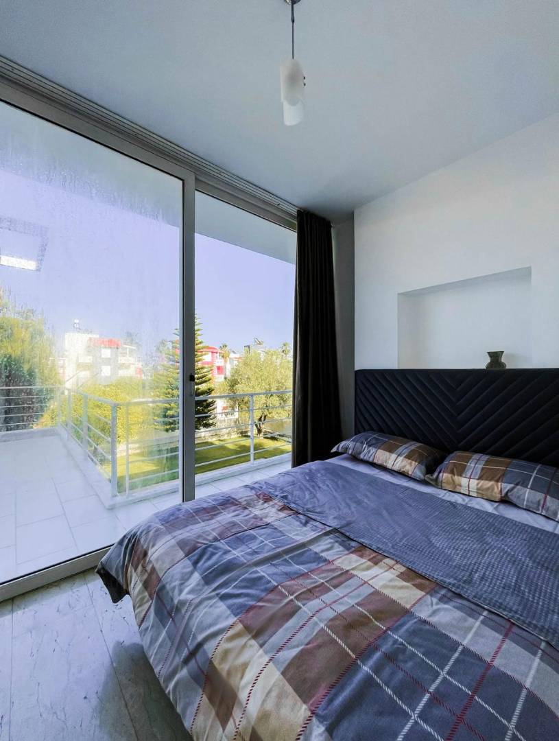 Serik Kadriye'de Merkeze Yakın, Özel Havuzlu, Kiralık Villa