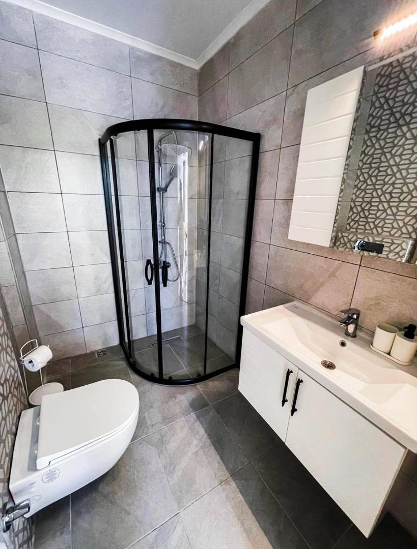 Serik Kadriye'de Merkeze Yakın, Özel Havuzlu, Kiralık Villa