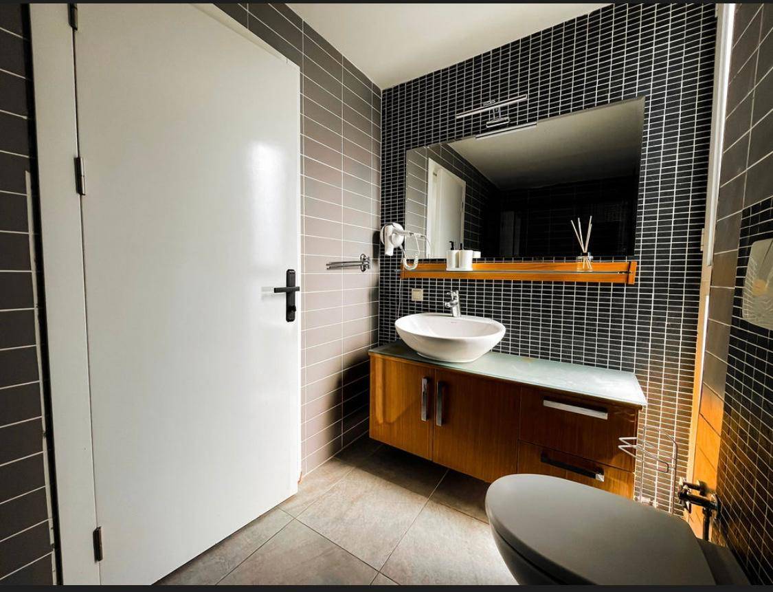 Serik Kadriye'de Merkeze Yakın, Özel Havuzlu, Kiralık Villa