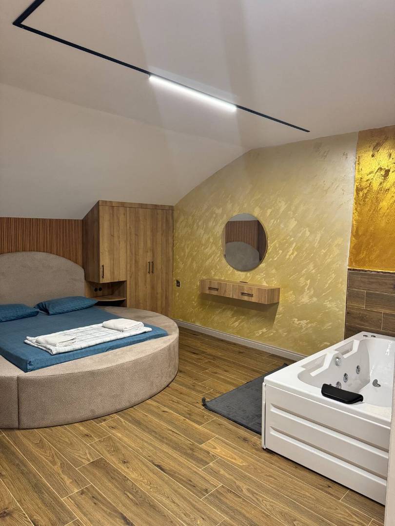 Serik Kadriye'de Merkezi Konumda, Özel Havuzlu, Kiralık Villa