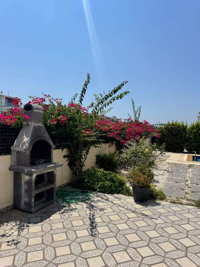 Serik Kadriye'de Merkezi Konumda, Özel Havuzlu, Kiralık Villa