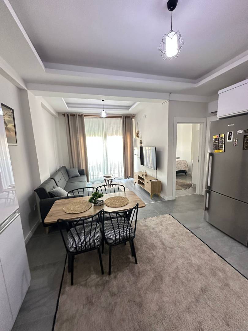 Serik Kadriye'de Site İçerisinde, Ortak Havuzlu, 1+1 Apart