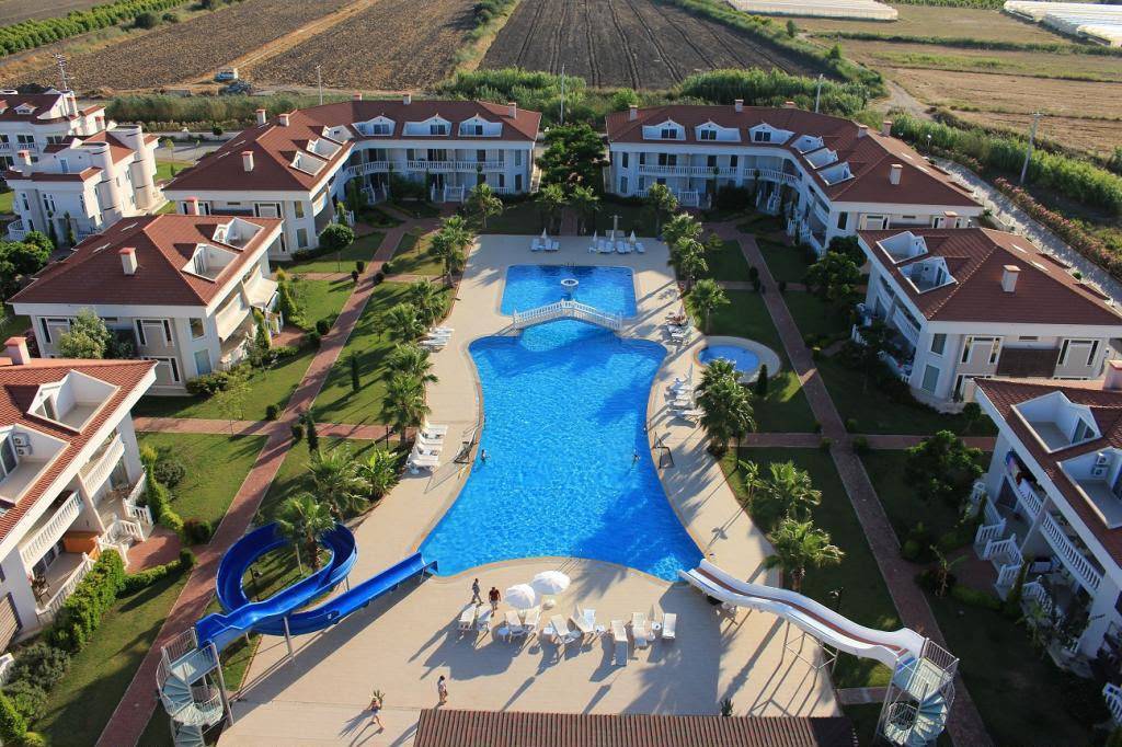 Serik Kadriye'de Site İçerisinde, Ortak Havuzlu, Kiralık Dubleks