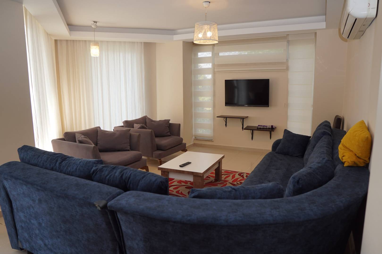 Serik Kadriye'de Site İçerisinde, Ortak Havuzlu, Kiralık Dubleks